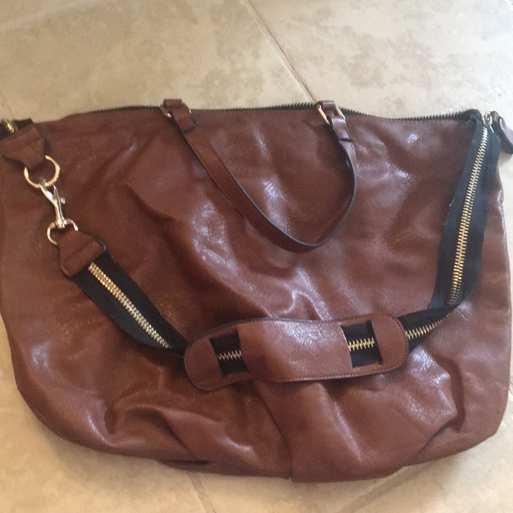 Large crossbody bag